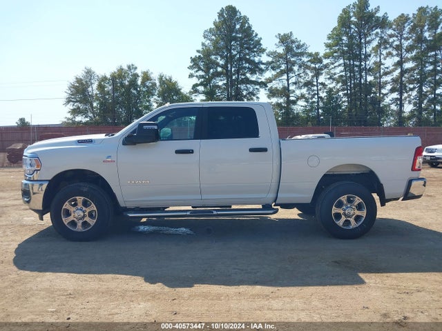3C6UR5DL5RG311240 RAM 2500 Big Horn  4x4 6'4 Box
