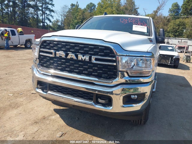 3C6UR5DL5RG311240 RAM 2500 Big Horn  4x4 6'4 Box