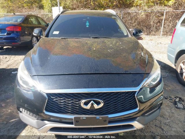 SJKCH5CR1HA020645 Infiniti Qx30 Premium