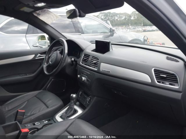 WA1JCCFS3JR025830 Audi Q3 2.0t Premium/2.0t Sport Premium