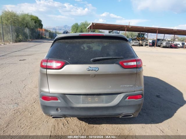 1C4PJLAS9GW362607 Jeep Cherokee Sport