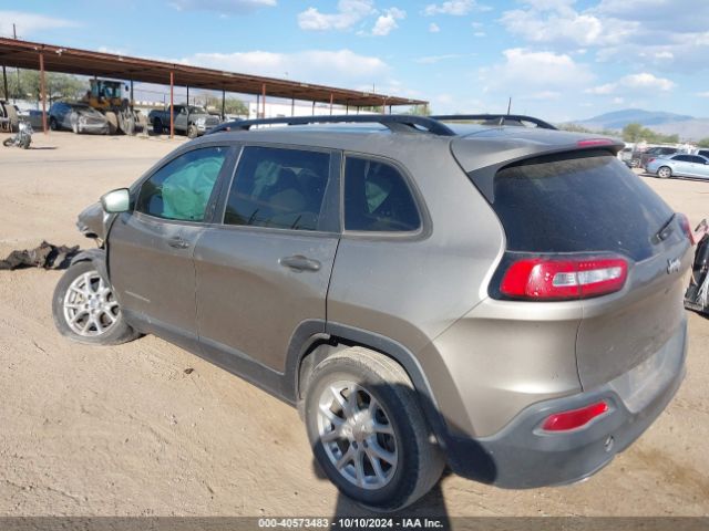 1C4PJLAS9GW362607 Jeep Cherokee Sport