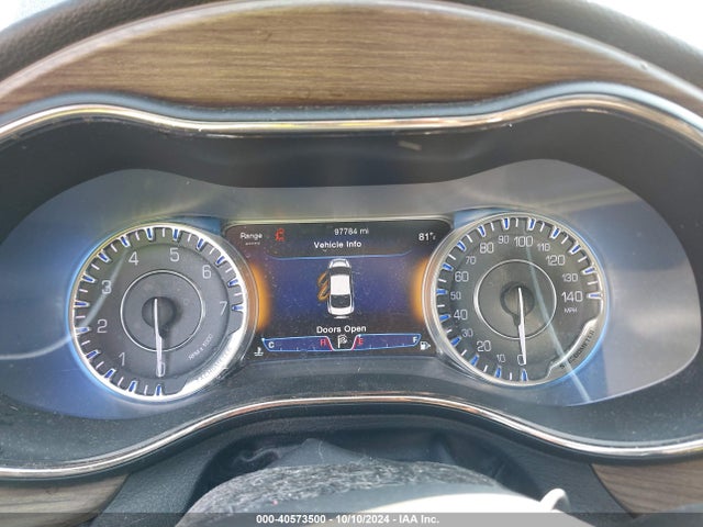 Chrysler 200 C 2016 1C3CCCEG5GN156161 Image 7