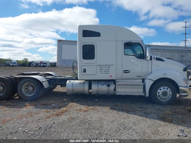 Продаж на аукціоні авто 2020 Kenworth T680, vin: 1XKYD49X4LJ390425, номер лоту: 40573583