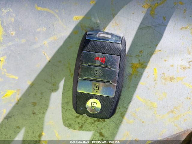 KNDPNCAC5J7481205 KIA Sportage Ex