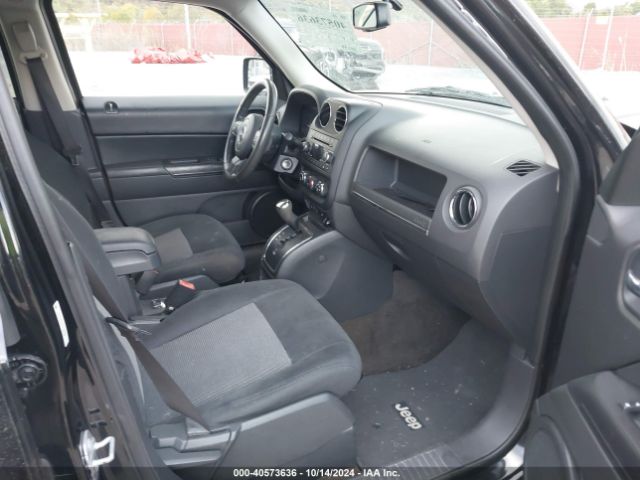 1C4NJRFB3ED820525 Jeep Patriot Latitude