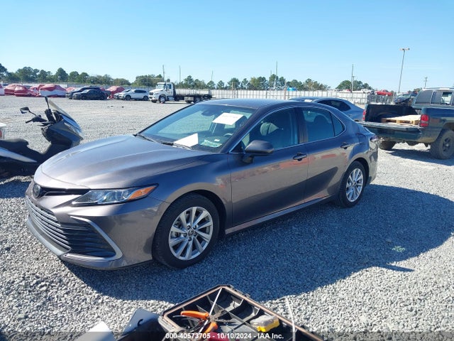 Toyota CAMRY LE 2023 4T1C11AK9PU133256 Image 2