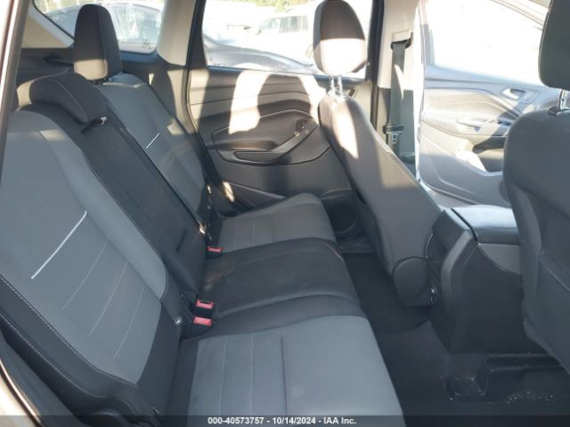 1FMCU0G70FUB17966 Ford ESCAPE SE
