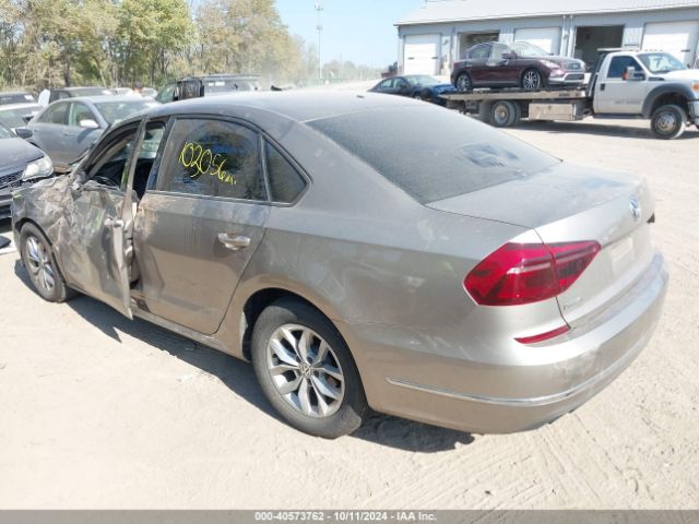 1VWAA7A31JC002890 Volkswagen Passat 2.0t R-line/2.0t S