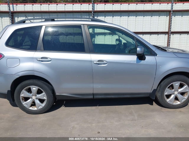Subaru Forester 2.5i Premium 2015 JF2SJADC1FH462126 Image 13