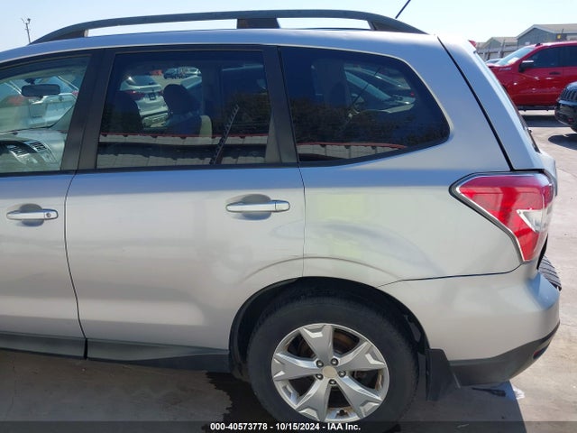 Subaru Forester 2.5i Premium 2015 JF2SJADC1FH462126 Image 18