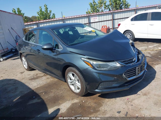 2018 1G1BE5SM8J7165335 main image