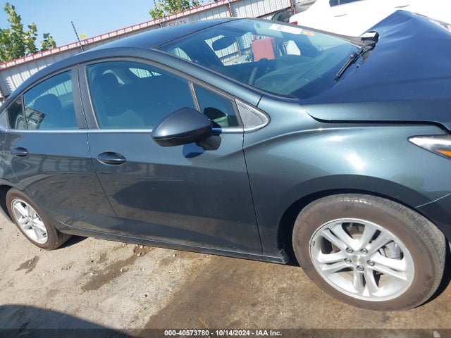 Chevrolet Cruze Lt Auto 2018 1G1BE5SM8J7165335 Image 14