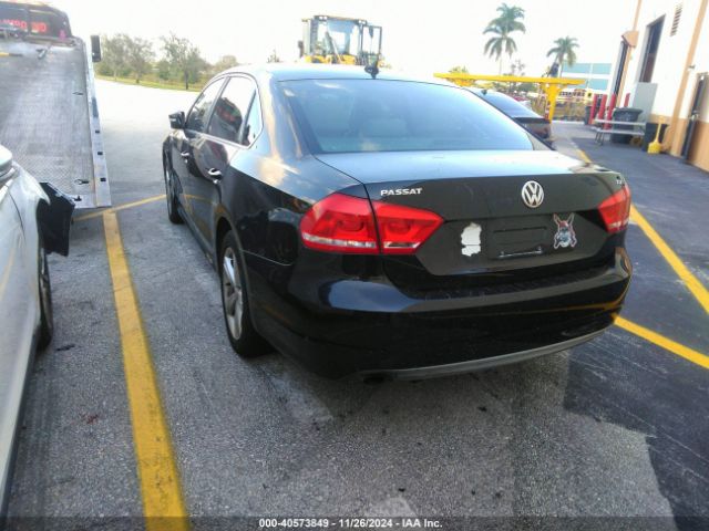 1VWAT7A32EC041617 Volkswagen Passat 1.8t Wolfsburg Edition
