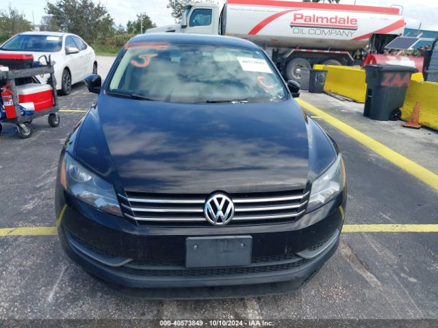 1VWAT7A32EC041617 Volkswagen Passat 1.8t Wolfsburg Edition