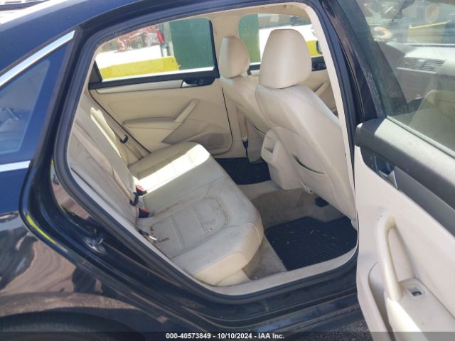 1VWAT7A32EC041617 Volkswagen Passat 1.8t Wolfsburg Edition