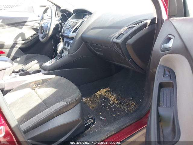 Ford FOCUS SE 2014 1FADP3F26EL442848 Image 5