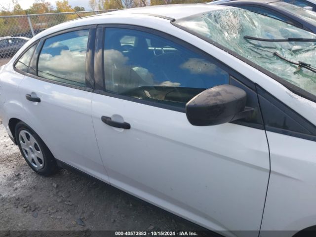 1FADP3E22EL279388 Ford FOCUS S