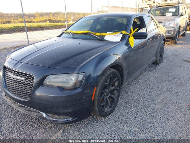 Chrysler 300 Touring 2019 2C3CCAAG3KH612251 Image 2