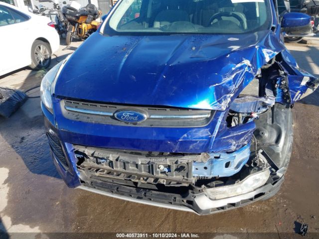 1FMCU9G99FUB25683 Ford ESCAPE SE