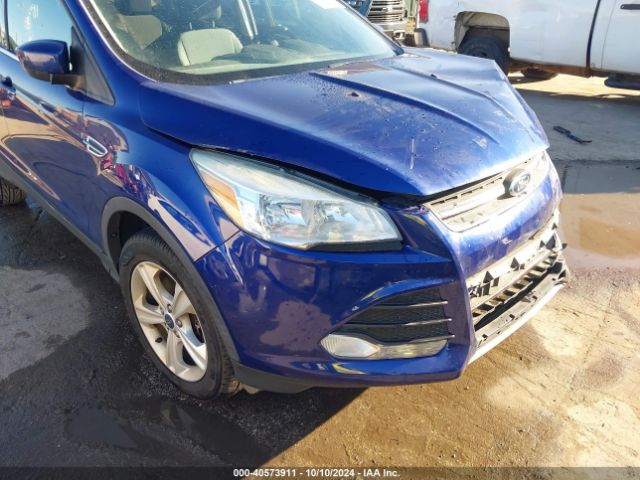 1FMCU9G99FUB25683 Ford ESCAPE SE