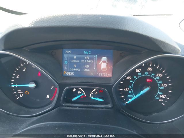 1FMCU9G99FUB25683 Ford ESCAPE SE