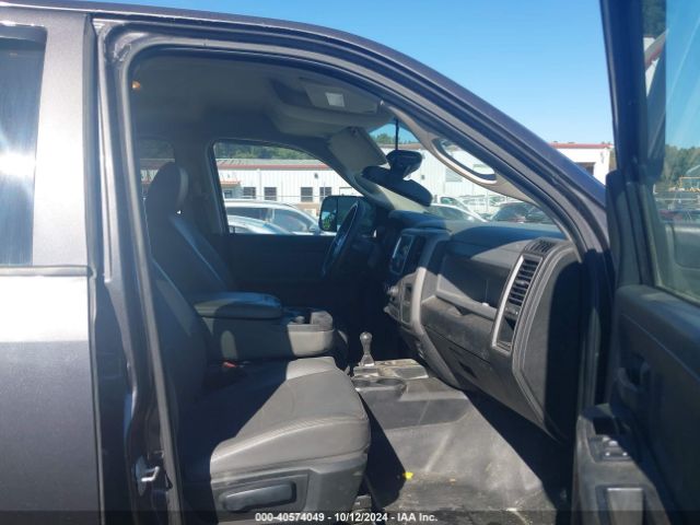 3C6UR5HJ3JG357257 RAM 2500 Tradesman  4x4 8' Box