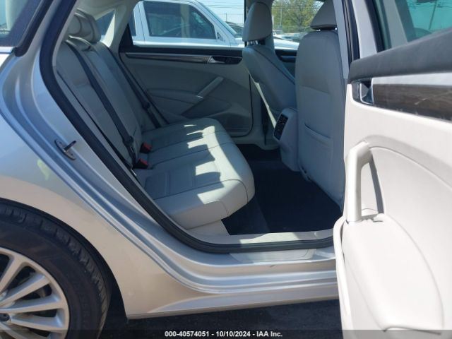 1VWBS7A39GC062829 Volkswagen Passat 1.8t Se