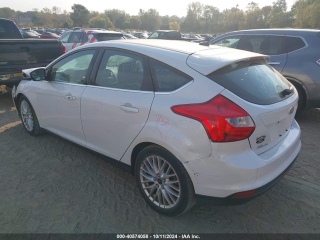 Ford Focus Titanium 2014 1FADP3N25EL452837 Image 3