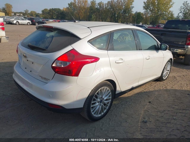Ford Focus Titanium 2014 1FADP3N25EL452837 Image 4