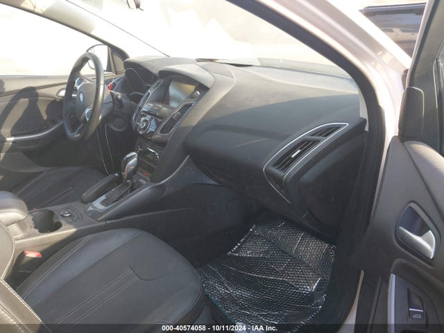Ford Focus Titanium 2014 1FADP3N25EL452837 Image 5