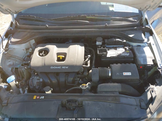 5NPD74LF0JH393295 Hyundai ELANTRA SE