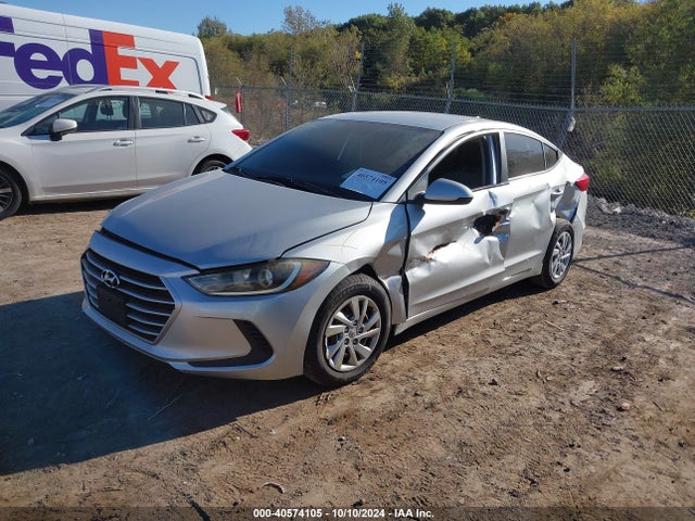 5NPD74LF0JH393295 Hyundai ELANTRA SE
