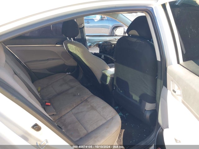 5NPD74LF0JH393295 Hyundai ELANTRA SE