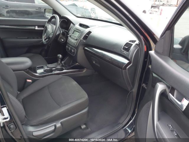 5XYKT3A62EG507097 KIA SORENTO LX
