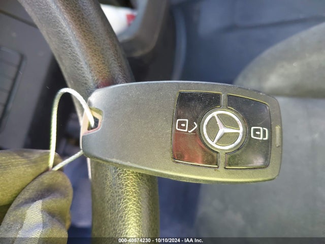 W1W4DBHY3MT053781 Mercedes-Benz Sprinter 2500 Standard Roof I4 Diesel
