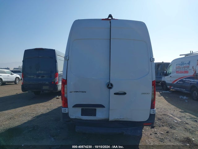 W1W4DBHY3MT053781 Mercedes-Benz Sprinter 2500 Standard Roof I4 Diesel