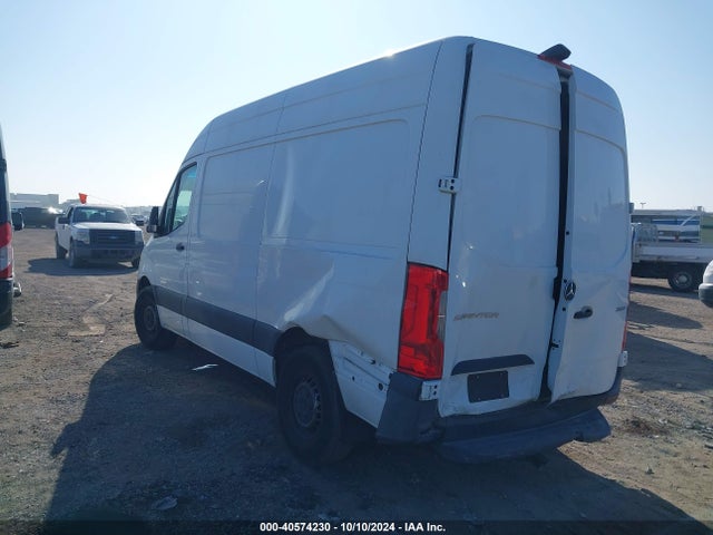 W1W4DBHY3MT053781 Mercedes-Benz Sprinter 2500 Standard Roof I4 Diesel