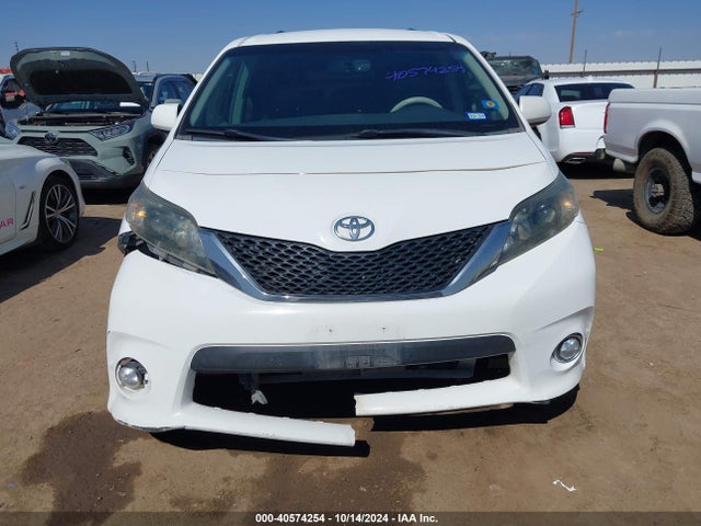Toyota Sienna Se 8 Passenger 2014 5TDXK3DC8ES433942 Image 13