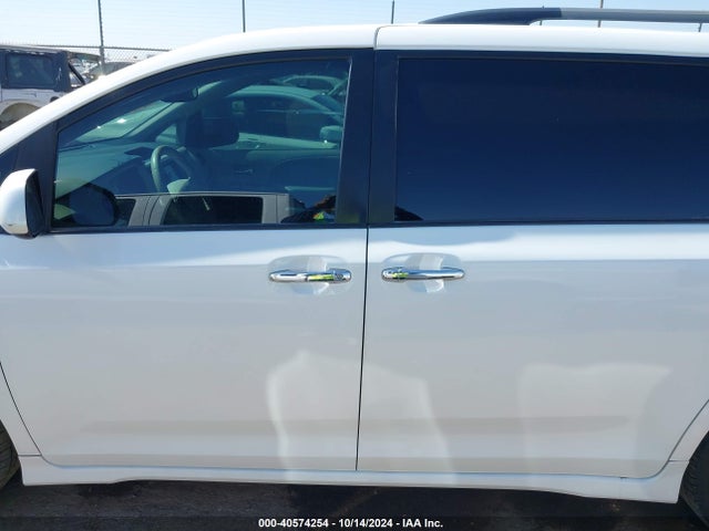 Toyota Sienna Se 8 Passenger 2014 5TDXK3DC8ES433942 Image 15