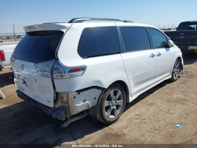 Toyota Sienna Se 8 Passenger 2014 5TDXK3DC8ES433942 Image 4