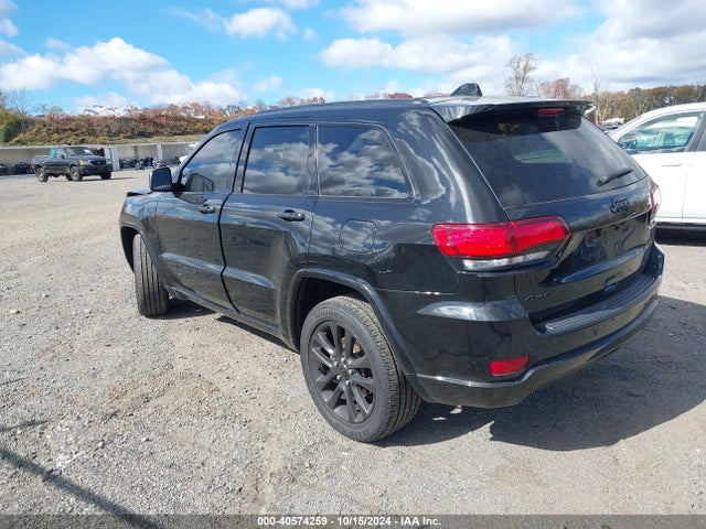 1C4RJFAG5MC529970 Jeep Grand Cherokee Laredo X 4x4