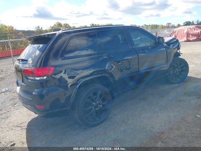 1C4RJFAG5MC529970 Jeep Grand Cherokee Laredo X 4x4