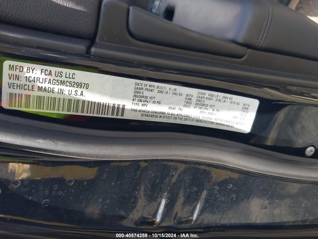 1C4RJFAG5MC529970 Jeep Grand Cherokee Laredo X 4x4