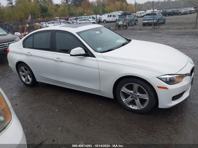 BMW 320i Xdrive 2015 WBA3C3G57FNT51214 Image 13