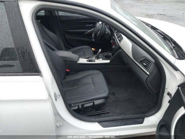 BMW 320i Xdrive 2015 WBA3C3G57FNT51214 Image 5