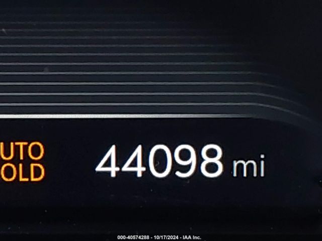 KMTG34TA0NU095176 Genesis G70 2.0t Rwd