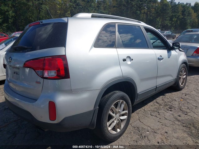 KIA Sorento Lx V6 2014 5XYKT4A77EG490943 Image 4