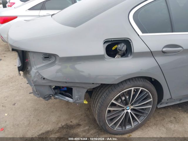 WBA53BH03MWX33172 BMW 530I