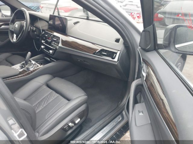 WBA53BH03MWX33172 BMW 530I